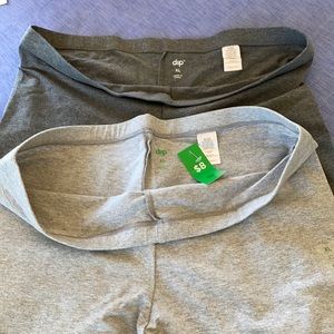 Two XL pairs of leggings (brand new/never worn)!